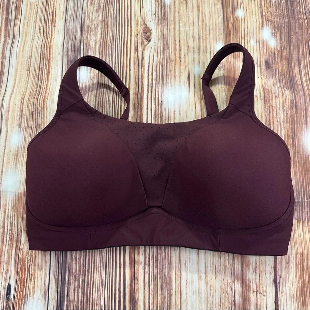 Lululemon Athletica Women’s Run Times Sports Bra Burgundy Size E34